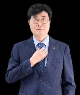 사건담당변호사 연명흠